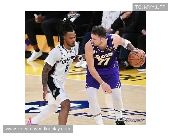 火箭队与马刺的最新比赛有哪些精彩瞬间